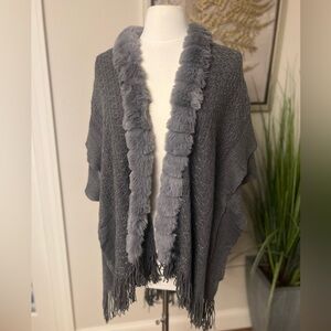 Gray Knit Shawl with Faux Fur Trim